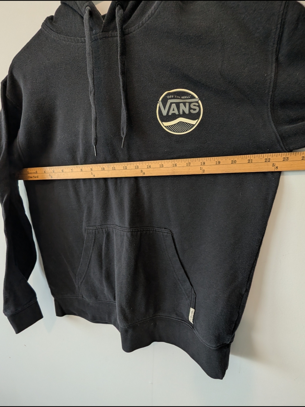 Vans Black Pullover Hoodie with Small Chest Logo - Picture 4 of 8